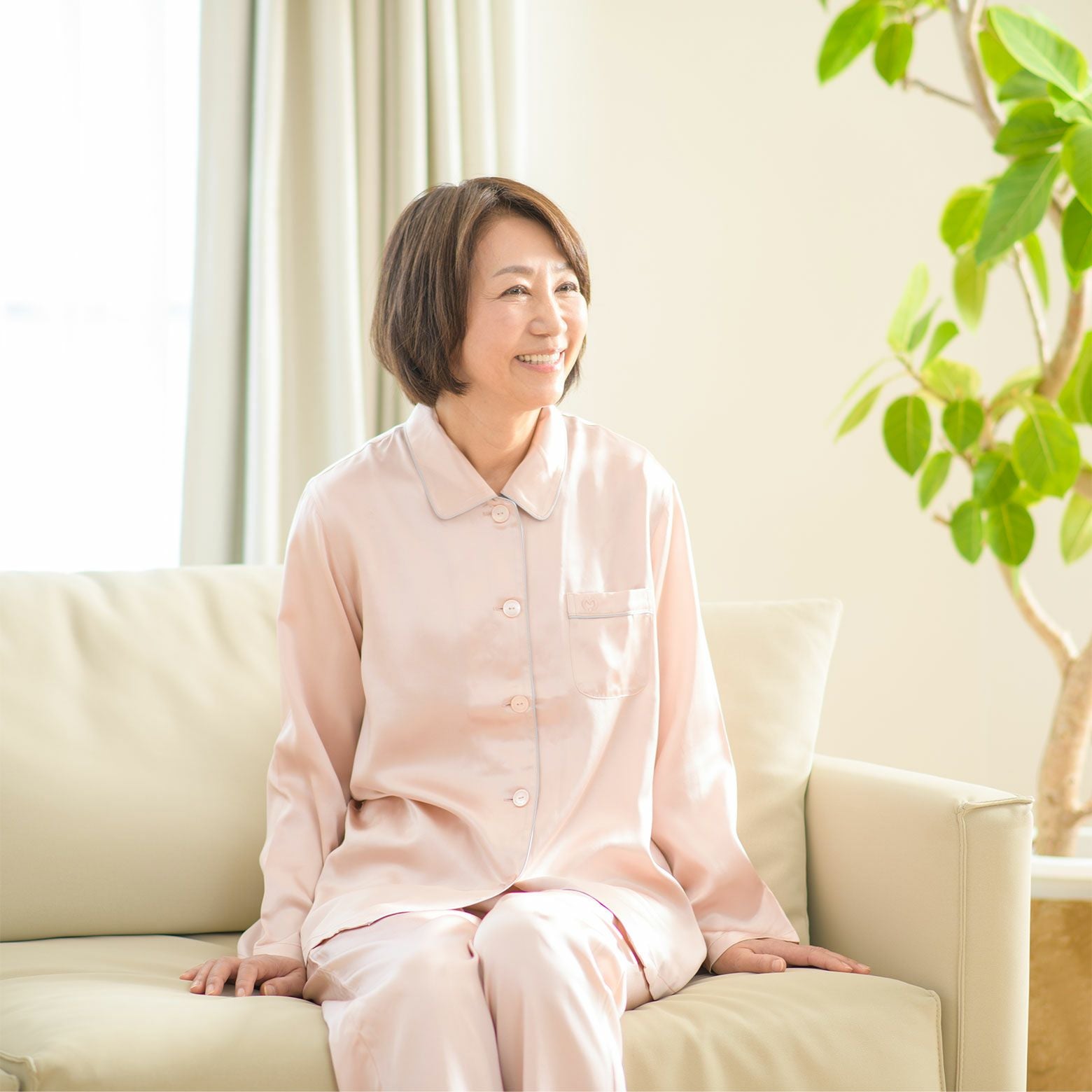 レディースサテン無地パジャマ【Amour 1886】（婦人/コットン/綿/開襟