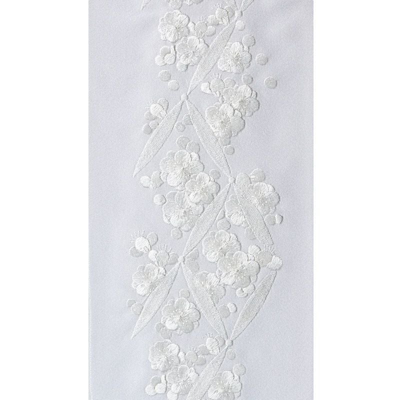 連続梅 No.16052 刺繍半衿 / 正絹・塩瀬 / 袷用 / 白地×白 / 半襟