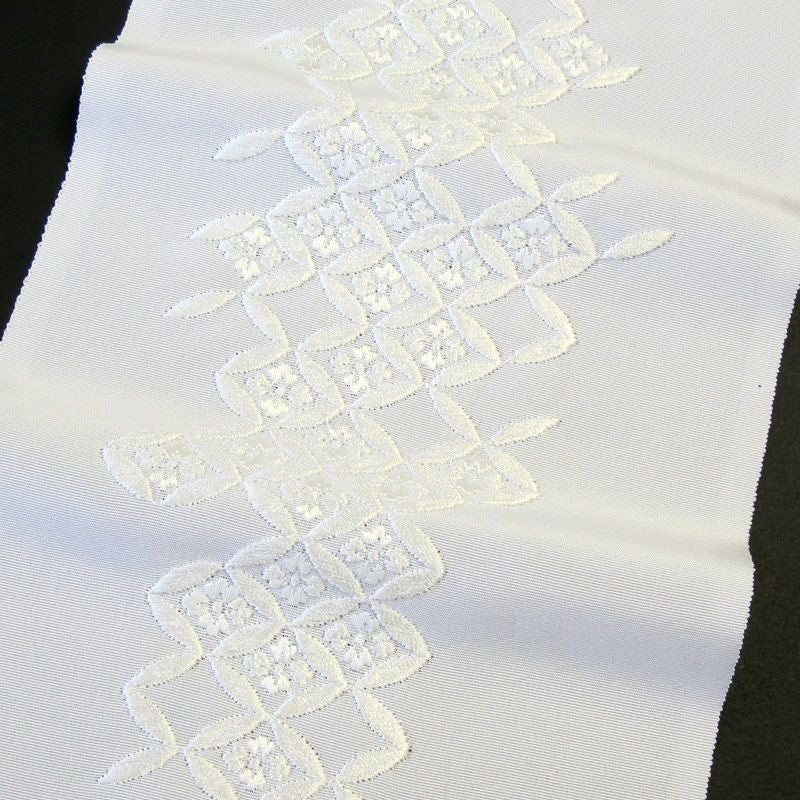 七宝菊つなぎ No.14010 刺繍半衿 / 正絹・塩瀬 / 袷用 / 白地×白