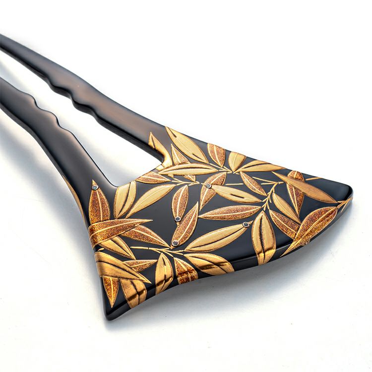 本漆塗り山中蒔絵本金粉使用かんざし 楓（かえで）台 波型 露笹文様 髪