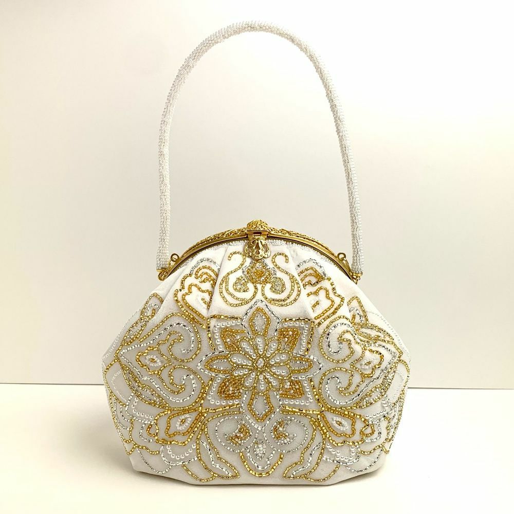 000000003768-01.jpg?size=l&w=