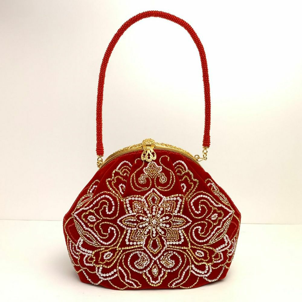 000000003821-01.jpg?size=l&w=