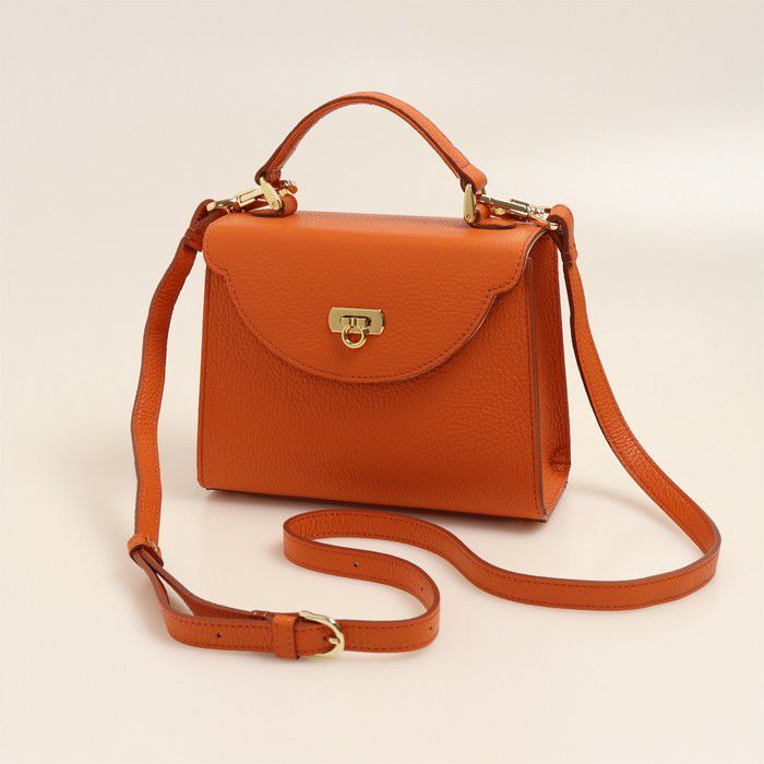 000000004976-06.jpg?size=xs&w=