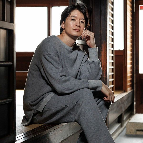 000000005701-04.jpg?size=l&w=