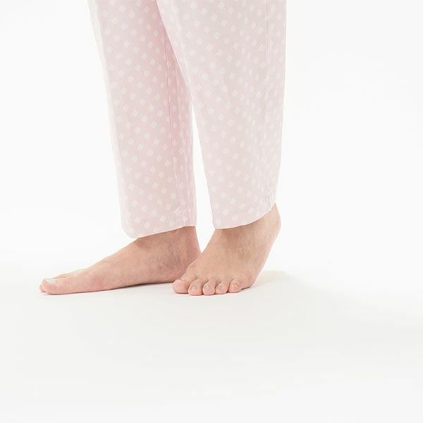 DAKS】なめらかサテン 小紋柄パジャマ | arakawa ONLINE SHOP