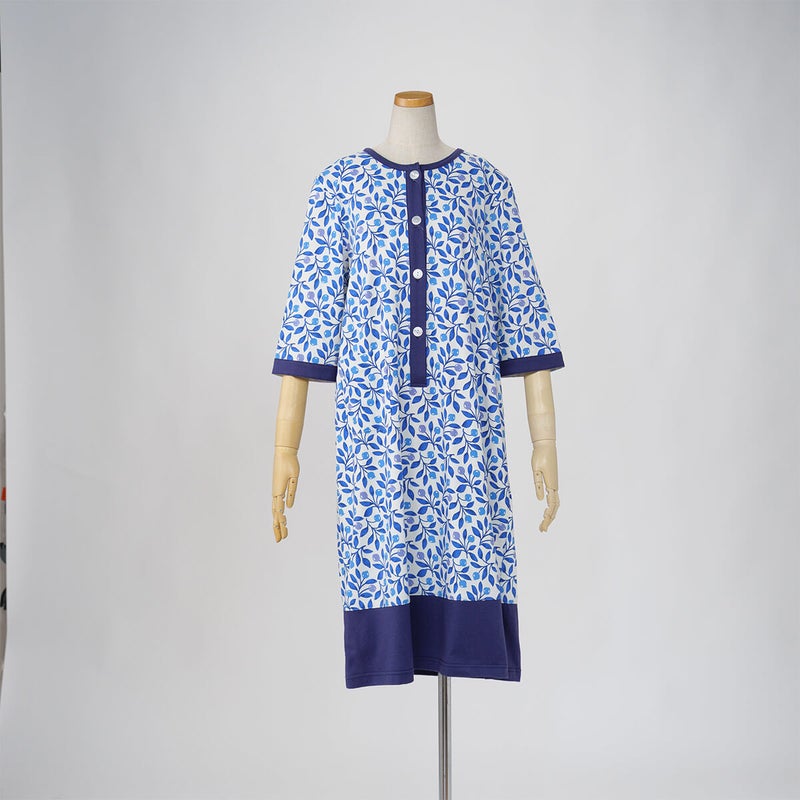 【Amour150】【小柄な方向け】綿100％蕾＆リーフ柄天竺プリント7分袖ワンピース半開き