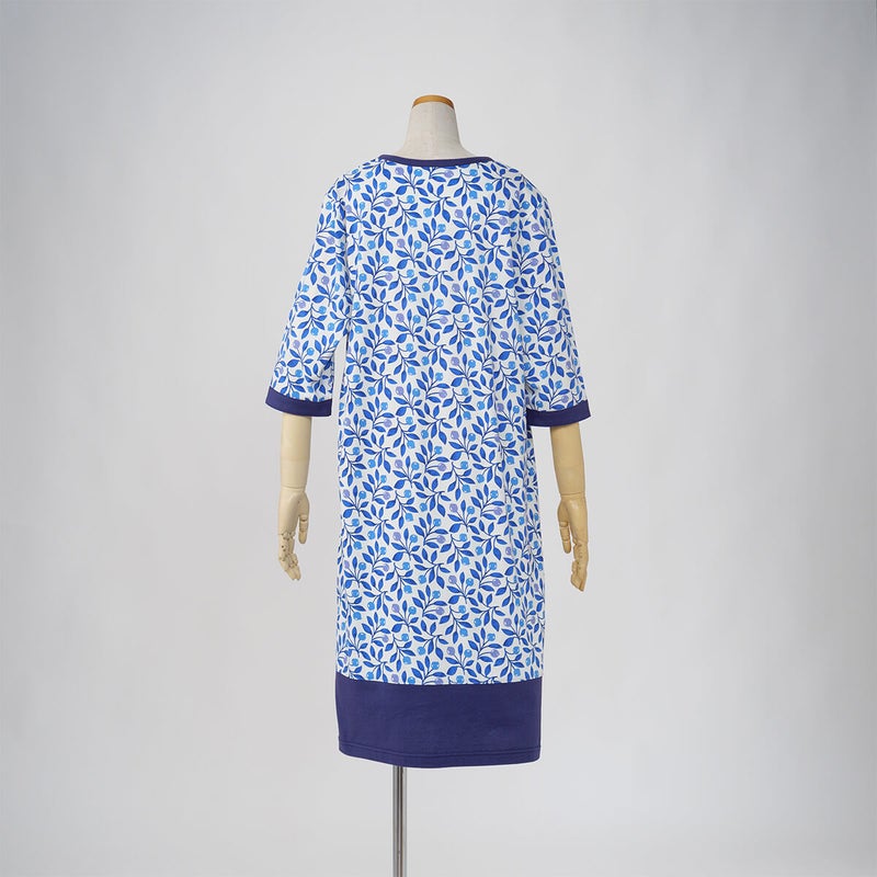 【Amour150】【小柄な方向け】綿100％蕾＆リーフ柄天竺プリント7分袖ワンピース半開き