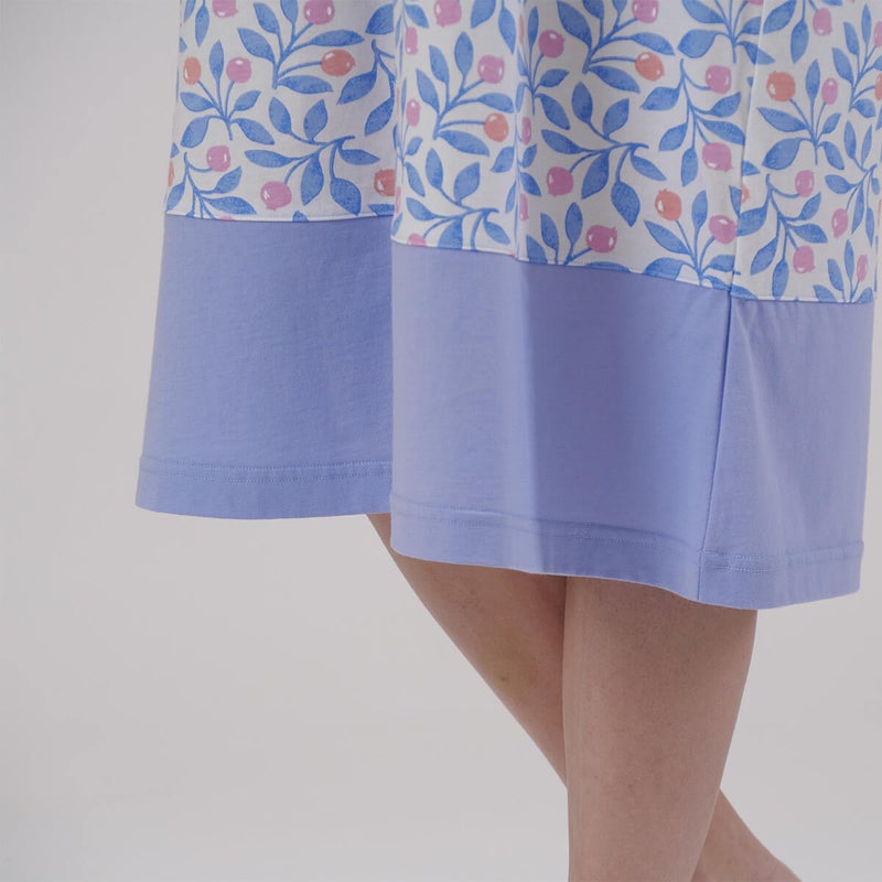 【Amour150】【小柄な方向け】綿100％蕾＆リーフ柄天竺プリント7分袖ワンピース半開き